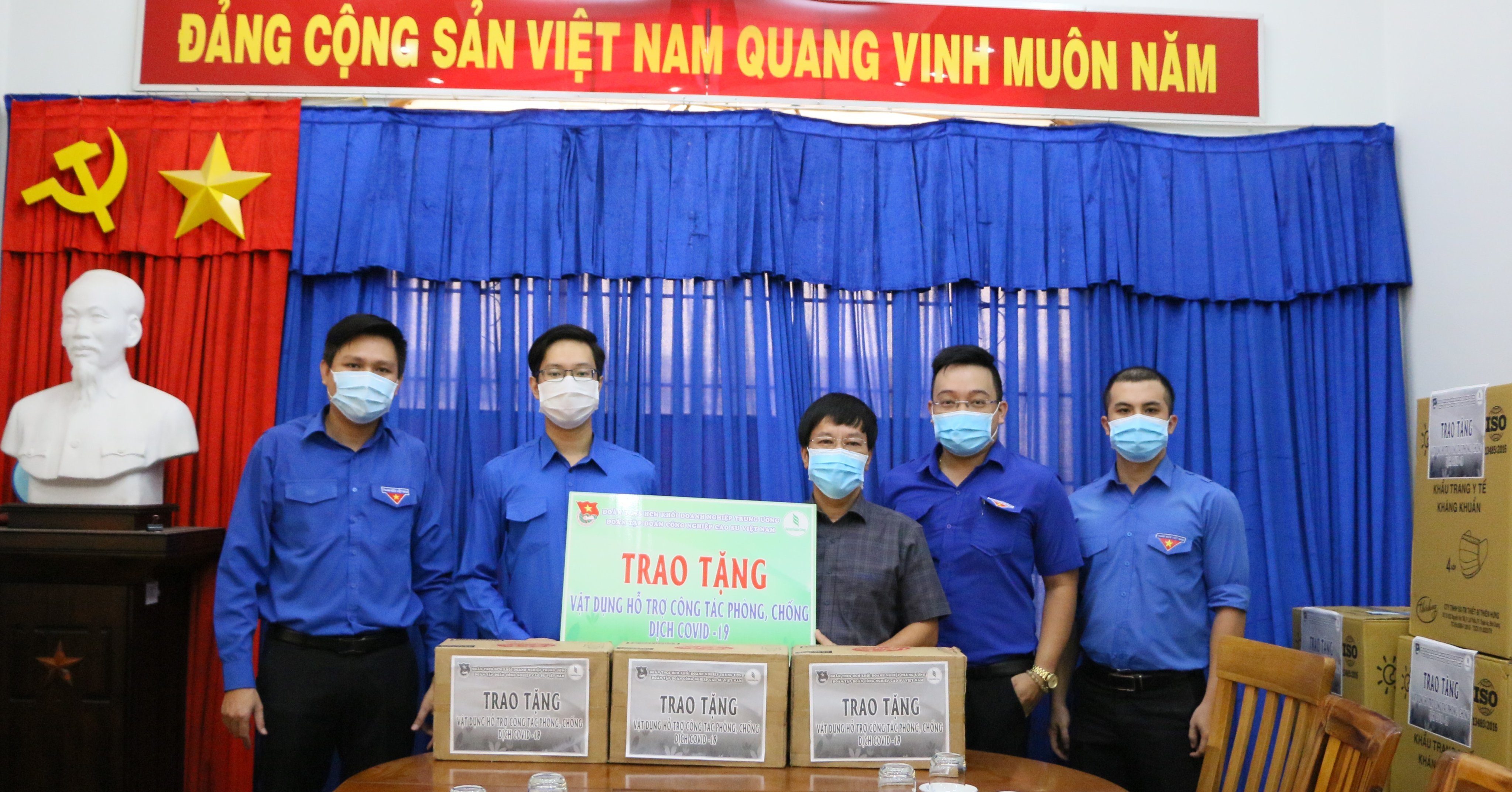 Đoàn Thanh niên VRG hỗ trợ phòng chống dịch Covid-19